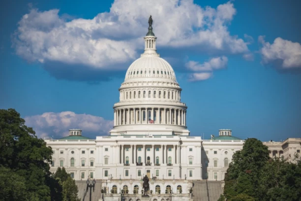 RUSI I KINI SE NAOŠTRILI NA BAJDENA, PROZRELI NAMERE VAŠINGTONA! Oglasili se zbog napada na Bliskom istoku: Dodatno POVEĆAVAJU tenzije!