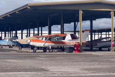 PRELETEO SA NJIM 160 KILOMETARA PA POBEGAO U PUSTINJU! Čovek ukrao avion u Americi!(VIDEO)