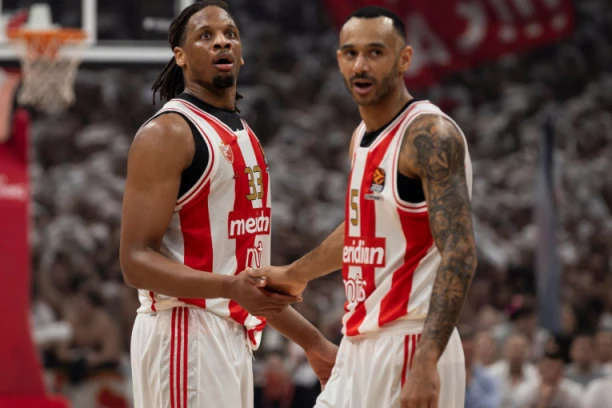 HANGA IZDOMINIRAO U DERBIJU! Ljubimac delija VELIČA Gilespija, ali za OVOG igrača je imao posebne POHVALE!