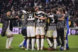 JUVENTUS "ŠESTICOM" DO ČETVRTFINALA! Stara dama pregazila Salernitanu u Kupu Italije! (VIDEO)