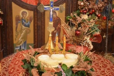 DANAS JE TUCINDAN I JEDNA STVAR JE STROGO ZABRANJENA: Vreme kada se kuća sprema za BOŽIĆ, evo šta je NAJVAŽNIJE