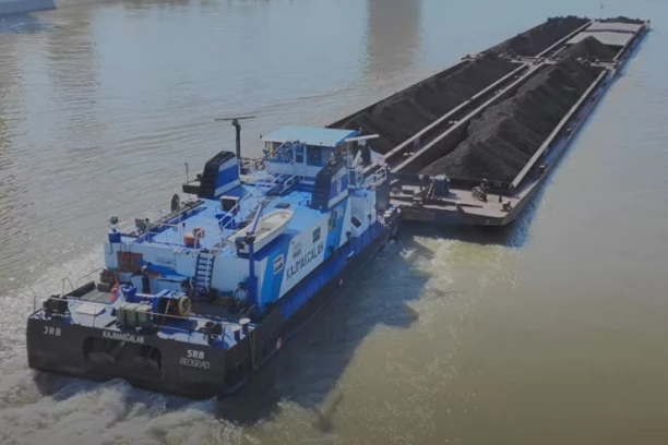 NEMA POVREĐENIH, NADLEŽNI NA TERENU! Oglasilo se Ministastvo saobraćaja povodom potonuća barže kod Bačke Palanke!