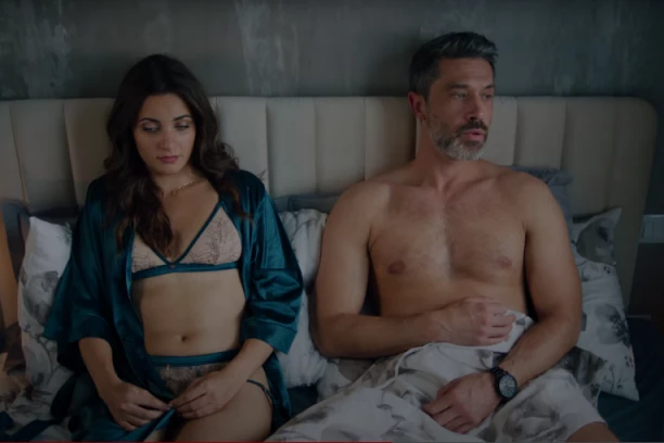 Srpski glumac u Netfliksovoj seriji! NAG snimao EROTSKE SCENE, a sad obukao RATNIČKO ODELO!