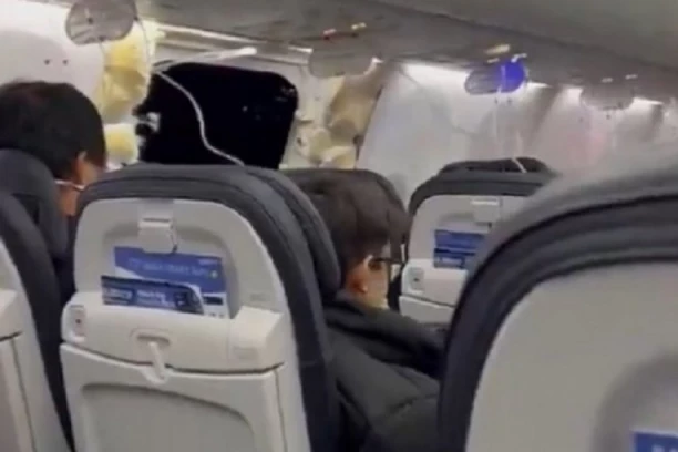 PILOT UMRO U AVIONU! Drama na letu za Istanbul!