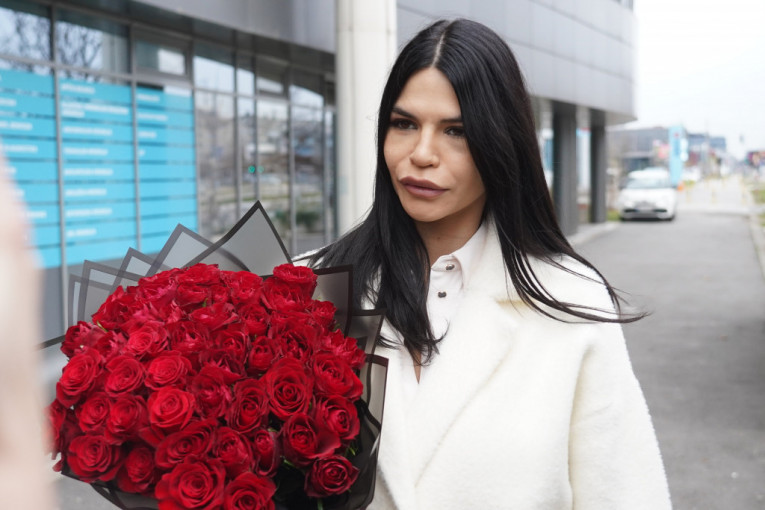 Dejana Živković napustila porodilište