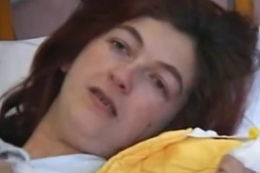 DALA JE ŽIVOT ZA SVOG SINA! Jelena je imala tumor na mozgu, a odbila je lečenje zbog deteta - zaklela se pred ikonom SVETOG NIKOLE!