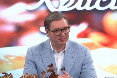 ČETIRI MILIJARDE EVRA ULAGANJA! Predsednik Vučić najavio nove projekte, povećanje plata i penzija i PROIZVODNJU DRONA "KOMARAC" U SRBIJI!