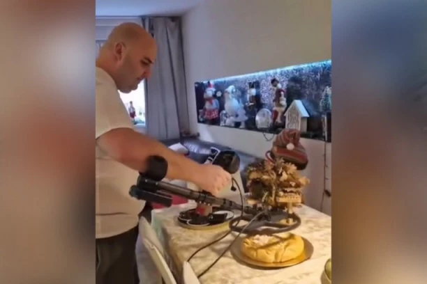 BEOGRAĐANIN PREŠAO IGRICU! Pogledajte kako traži NOVČIĆ u česnici - urnebesan snimak! (VIDEO)