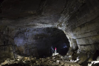 EVAKUACIJE NEĆE BITI BAREM DO JUTRA: Nastavlja se drama u slovenačkoj pećini, otkriveno u kakvom stanju su zarobljeni ljudi