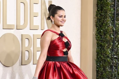 BILA JE UCVELJENA I PREVARENA- SADA JE IZDOMINIRALA NA ZLATNOM GLOBUSU: Haljina je pokupila sve POGLEDE, svi komentarišu da je ovo njena TAJNA!