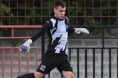 RASTANAK NAKON ŠEST MESECI: Mladi čuvar mreže slobodan je u izboru nove sredine! (VIDEO)