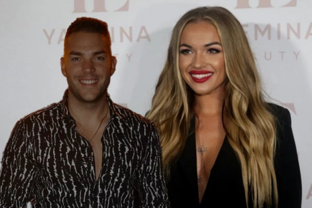 DA SE IZBODE NOŽEM ILI ISELI IZ DRŽAVE: Kamera usnimila šok razgovor, Teodoru Džehverović POJEO BLAM zbog veze sa Anđelom!