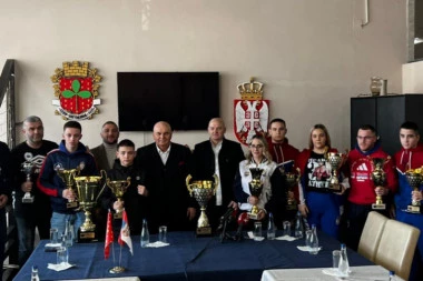 PALMA : MLADE LJUDE DA VASPITAVAMO U SPORTSKOM DUHU, A NE KAO U HRVATSKOJ DA HULIGANI NAPADAJU DECU SAMO ZATO ŠTO NAVIJAJU ZA NEKI DRUGI KLUB ILI GOVORE EKAVSKI