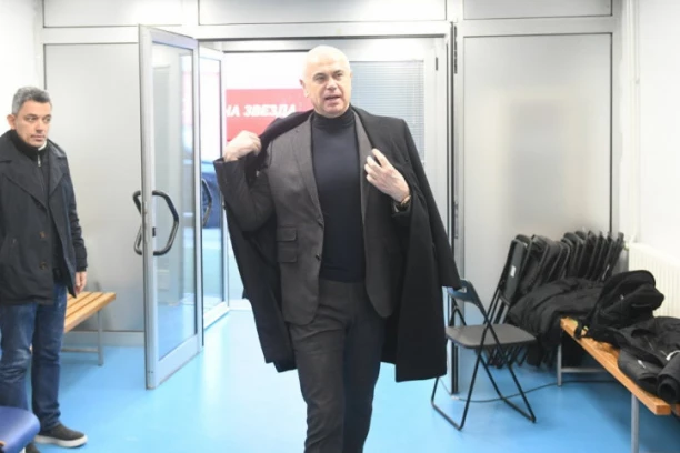 TERZIĆ OTVORIO KARTE: Zvezda odbila 19 miliona evra i time izgubila 10.500.000!