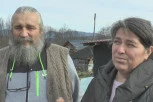 "SRUŠILI SMO ŠTALU DA BI NAPRAVILI KUĆU": Savići se posle pola veka života u Beogradu preselili na selo, pronašli parče raja u srcu Srbije a deca im na imanju otvorila i konjički klub (FOTO)