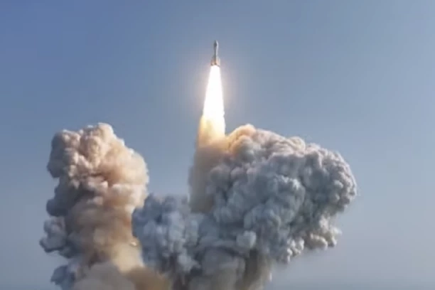 KINA OSVAJA SVEMIR: Lansirana raketa-nosač, evo šta joj je JEDINI CILJ