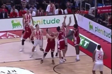 RAPSODIJA KOŠARKAŠA ZVEZDE MERIDIANBET! Gedraitis napravio BRAVURU, pa se potrudio da ga OVAJ igrač Armanija dobro UPAMTI! (VIDEO)