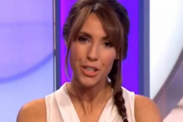 VODITELJKA OSTAVILA DEČKA UŽIVO U PROGRAMU: Čekala je na osvetu, pa otkrila sve detalje ovog prljavog plana (VIDEO)