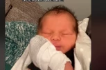 BEBA ROĐENA SA NEČIM ŠTO RASTE TEK U PRVOJ GODINI ŽIVOTA: Kada su ga lekari videli ZALEDILI su se u mestu (VIDEO)