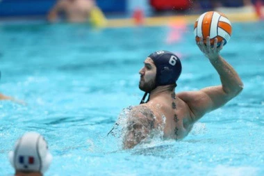 HRVATI BRUJE O TRAGIČARU "DELFINA"! Evo kako su mediji u komšiluku KOMENTARISALI promašaj Radulovića s peterca! (VIDEO)