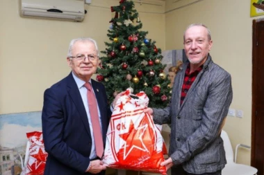 SJAJAN GEST ZVEZDE! Zaposleni na Marakani donirali pakete hrane Zvečanskoj!