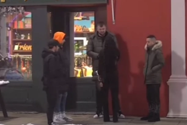 MAJA PRIŠLA UPLAKANOM JANJUŠU: Muk na imanju u Šimanovcima!