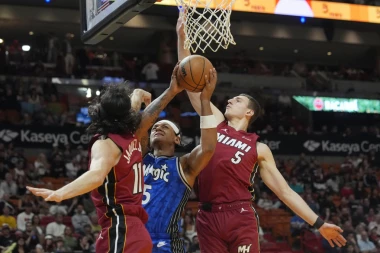 JOVIĆ PODBACIO KAO STARTER: Majami slavio u dramatičnoj završnici velikog derbija!