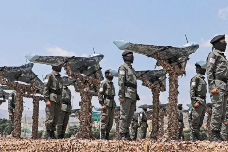 NAPADNUT IZRAEL! DVOJE TEŠKO POVREĐENO! Grad u plamenu, jezivi snimci kruže mrežama (VIDEO)