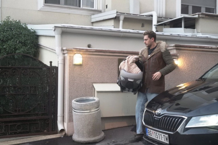 Miloš Biković stigao u porodilište
