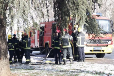 POŽAR U MILOŠA POCERCA! Sušili stvari na TA peći, pa buknula vatra!