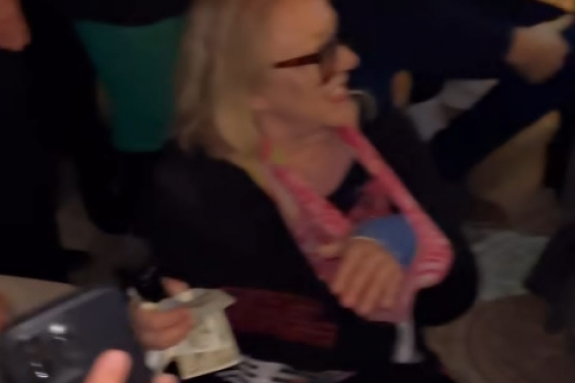 Zorica Marković u gipsu