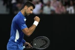 FOTO UBOD: Nećete verovati šta Novak nosi oko vrata u Australiji (FOTO)