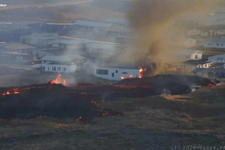 ISLANĐANI BEZ TEKSTA, VULKAN PONOVO ERUPTIRAO: Vlasti upozorile na scenario koji niko ne želi sada da vidi