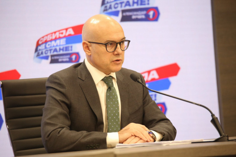 Miloš Vučević nakon sednice SNS