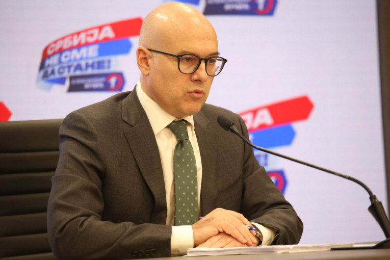 Miloš Vučević nakon sednice SNS