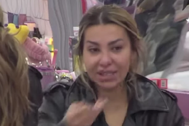 OVO ĆE VAS ZAPREPASTITI: Otkriveno koliko Aneli Ahmić IMA GODINA - svi u ŠOKU!