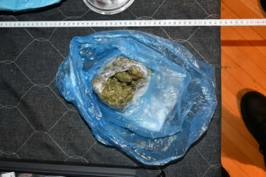 POLICIJA U ODŽAKU MLADIĆA (28) PRONAŠLA DROGU: Somborcu određen pritvor do 30 dana! (FOTO)