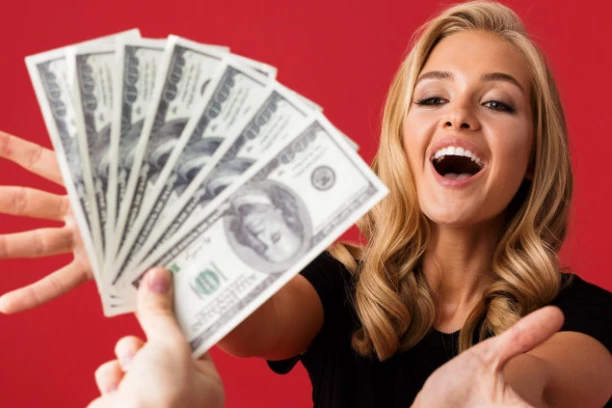 OVA TRI HOROSKOPSKA ZNAKA BI VAS SUTRA "PRODALI" ZA MALO NOVCA: Sve GAZE pred sobom, njima je materijalno blagostanje ispred SVEGA!