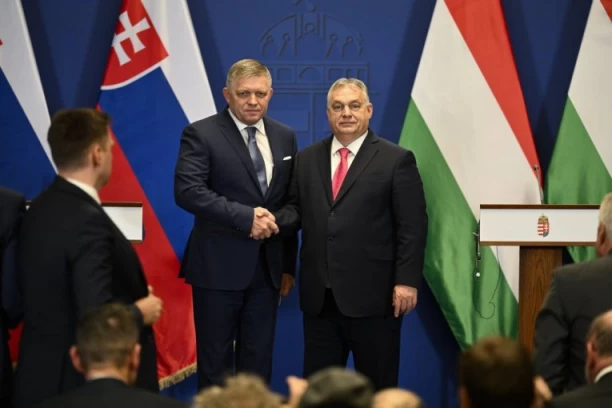 ROBERT FICO PODRŽAO ORBANOVU MIROVNU INICIJATIVU ZA UKRAJINU! Slovački premijer se posle teškog ranjavanja vratio i odmah bacio na posao!
