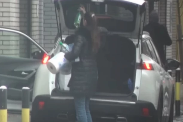 OBJAVLJENE NAJNOVIJE INFORMACIJE O VODITELJKI: Sanja Kužet HITNO spakovala kofere i napustila stan!