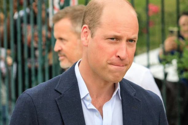 OD DAJANINOG MEZIMCA DO KAMILINOG ZAŠTITNIKA: Društvene mreže izgorele zbog oštrih reči upućenih princu Vilijamu!