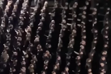 FAŠISTI IZAŠLI NA ULICE I NAČINILI ODVRATAN GEST: Sud odlukom šokirao narod, čitava zemlja se sad TRESE! (VIDEO)