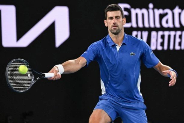 NOVAK OTKRIO KAKO PREVAZILAZI TEŠKE TRENUTKE NA TERENU! Evo šta mu sve PROLAZI kroz glavu!