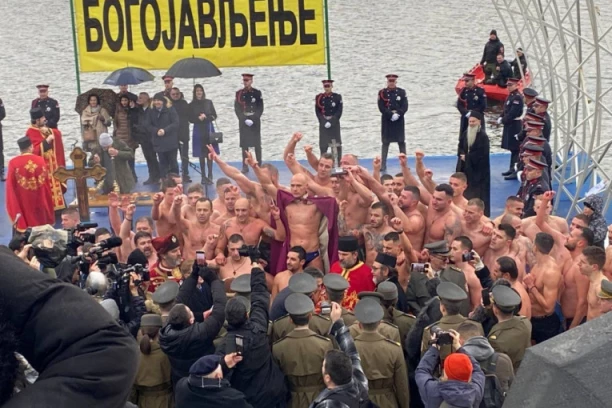 IMAO SAM NAJVEĆU ŽELJU OD SVIH! Nikola Trajković prvi je doplivao do Časnog Krsta na Adi ciganliji! (FOTO, VIDEO)