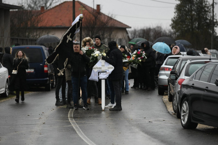 Sahrana Andrijane Lazić
