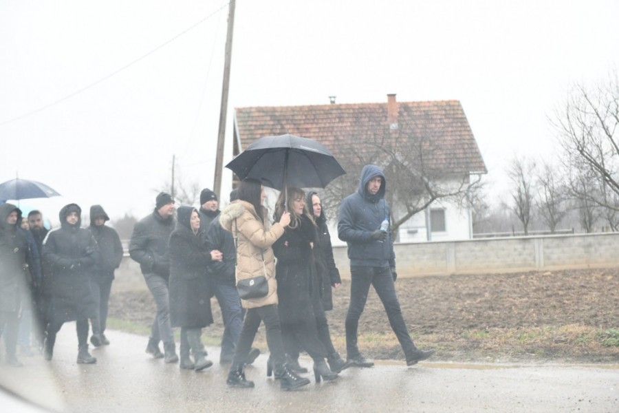 Sahrana Andrijane Lazić