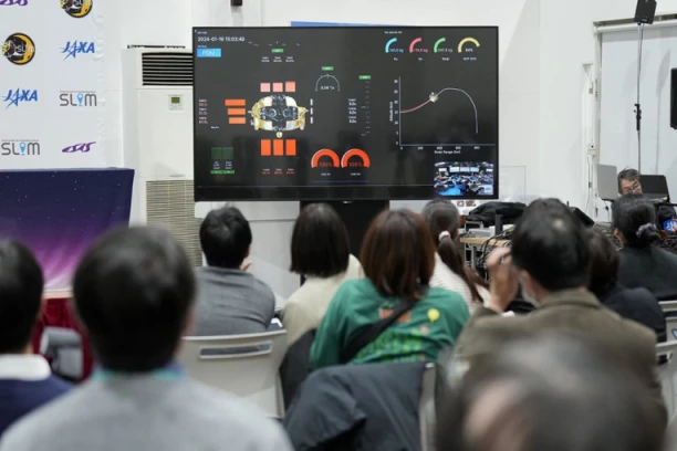 JAPANCI NAPRAVILI ISTORIJSKI KORAK: Sleteli na Mesec i šokirali svet!