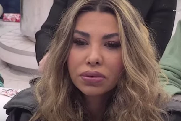 OVO JE PRAVO LICE ANELI AHMIĆ: Brutalno urnisana, od ovoga se neće LAKO OPORAVITI!