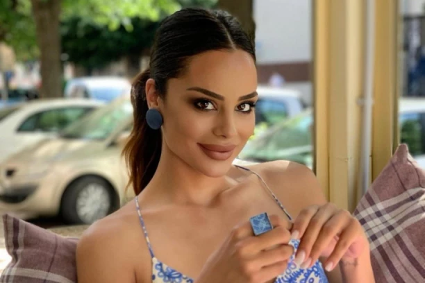 PORODILA SE MISICA! Jedna od najlepših Srpkinja naslednici dala ime koje nosi MOĆNU SIMBOLIKU (FOTO)