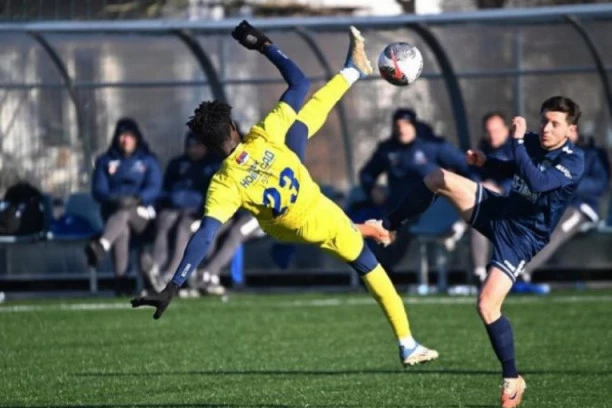 "KANARINCI" U OVOM MOMENTU NISU MOGLI BOLJE: Srpski predstavnik na međunarodnoj sceni ostvario ubedljiv trijumf - meč su obeležili golovi Bence Šoša i Zorana Rakića! (FOTO GALERIJA)